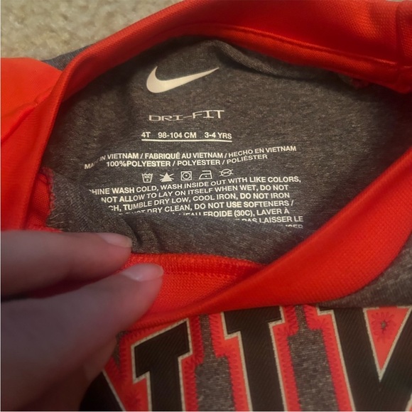 Nike Toddler Bundle Size 4 & 4T
2 short sleeve Tshirts and one pair of shorts - Picture 2 of 3